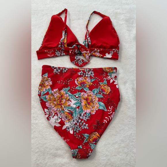 Raisins Maya Bay Red and White Floral Miami Printed Halter Bikini  Two Piece Set - Picture 9 of 13